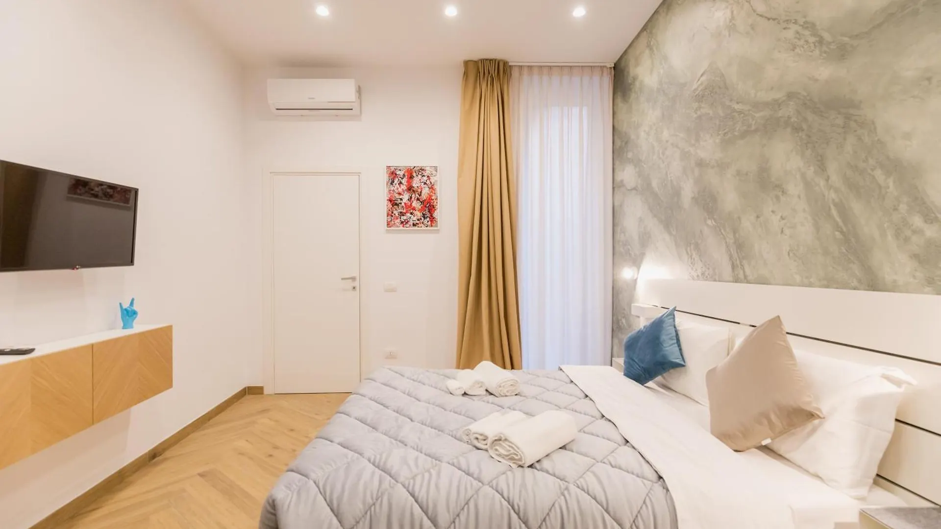 Dado Apartment Naples 0*,