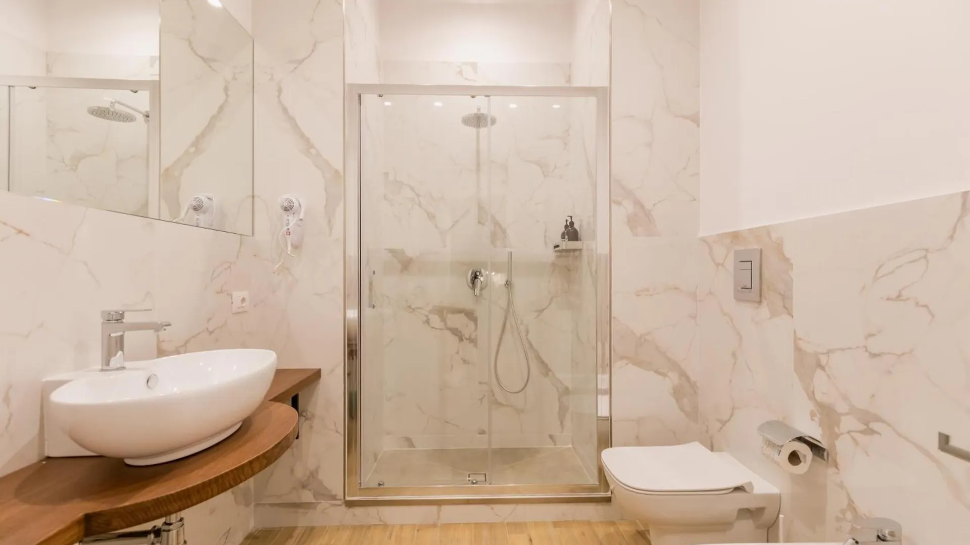 Dado Apartment Naples 0*,